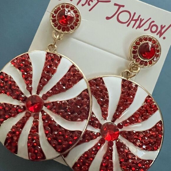 ♥️ Betsey Johnson Sparkling Red and White Crystal Swirl Earrings ♥️ - Picture 2 of 9
